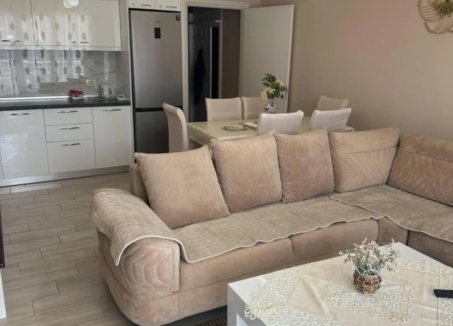 Mary'S Luxury Apartment Pogradec 2 Albania